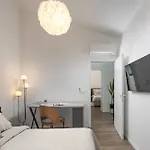 Dom wakacyjny Elegant Casa Aria With 2 Gardens And Bbq Facilities *
