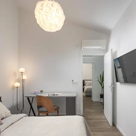 Casa vacanze Elegant Casa Aria With 2 Gardens And Bbq Facilities *